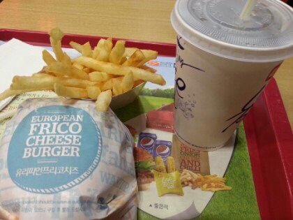 친구들이랑 햄버거세트 먹을 때 갈리는거 | 인스티즈