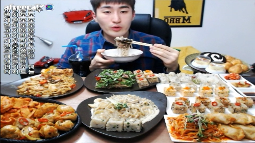 아프리카 먹방 신흥강호 ㄷㄷㄷ | 인스티즈