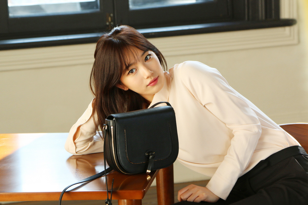 왜 b컷인지 모르겠는 수지 b컷 jpg | 인스티즈