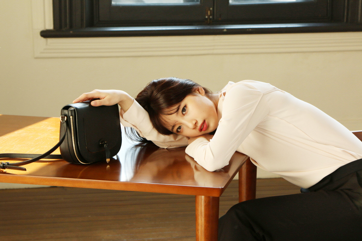 왜 b컷인지 모르겠는 수지 b컷 jpg | 인스티즈