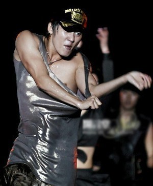 어디선가 한번쯤 본 적 있는 짤 & 팬아저짤의 비하인드스토리.gif (통합.ver) | 인스티즈