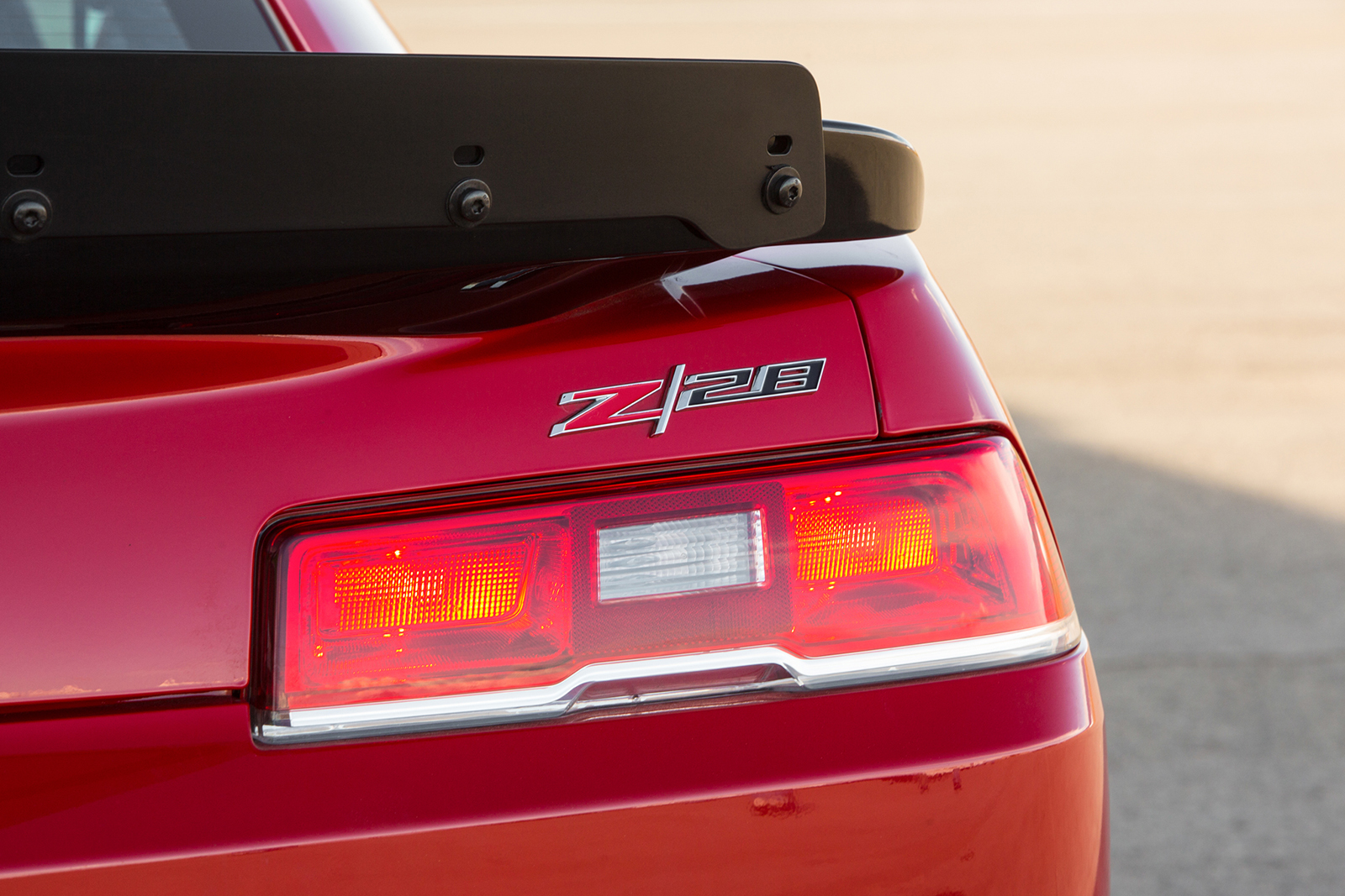 포드 머스탱 쉘비 GT350R vs 쉐보레 카마로 Z/28 | 인스티즈