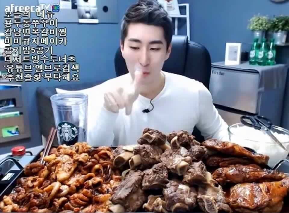 아프리카 먹방 신흥강호 ㄷㄷㄷ | 인스티즈