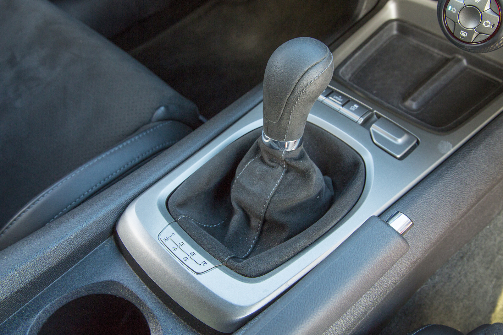 포드 머스탱 쉘비 GT350R vs 쉐보레 카마로 Z/28 | 인스티즈