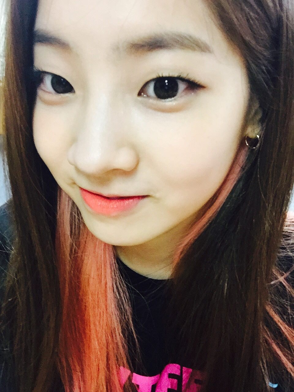 sm 만큼 라인이 있어 보이는 jyp 소속 여자아이돌 | 인스티즈