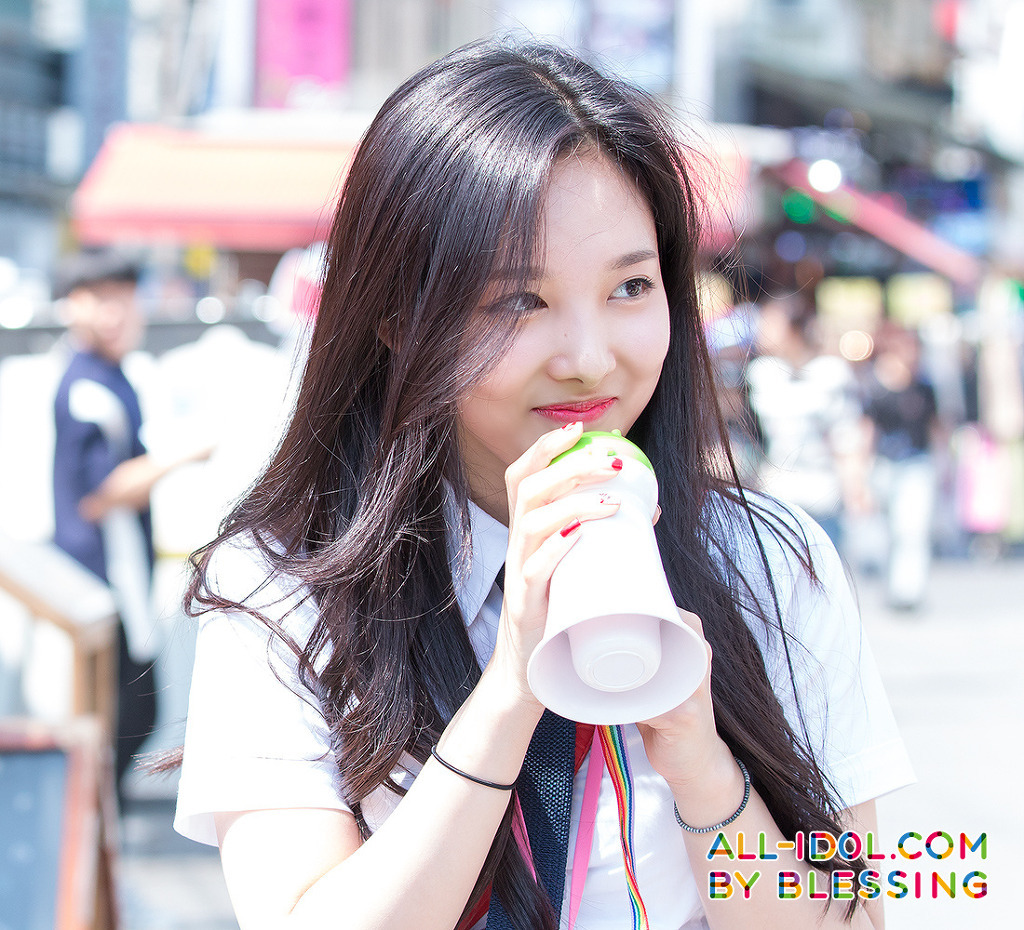 sm 만큼 라인이 있어 보이는 jyp 소속 여자아이돌 | 인스티즈