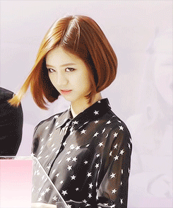 카메라보고 끼부리는 혜리.gif | 인스티즈