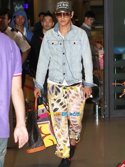 코디랑 싸웠나....? 보고 헉 하게 되는 아이돌 코디 | 인스티즈