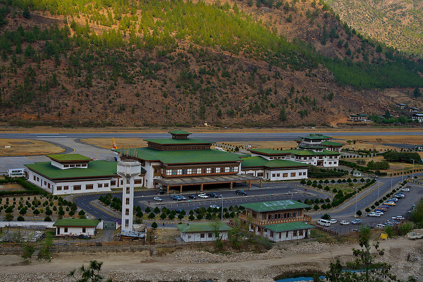 부탄의 국제공항.jpg | 인스티즈
