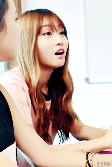 크리스마스 이브에 보는 트와이스 모모(데이터 폭탄주의) | 인스티즈