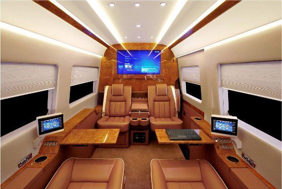 앞으로 잘나갈 연예인들 타게 될 밴들.jpg | 인스티즈