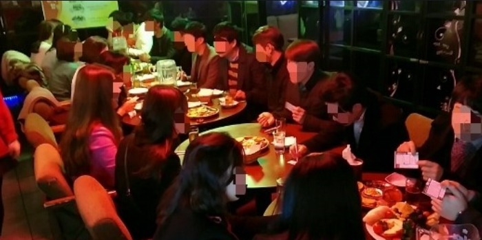 크리스마스날 미팅주선 해주는 카페모임 | 인스티즈