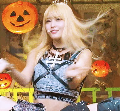 크리스마스 이브에 보는 트와이스 모모(데이터 폭탄주의) | 인스티즈