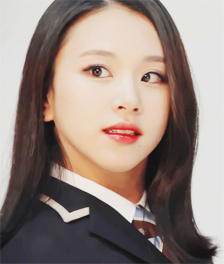 대놓고 영업으로 올리는 트와이스 채영 | 인스티즈