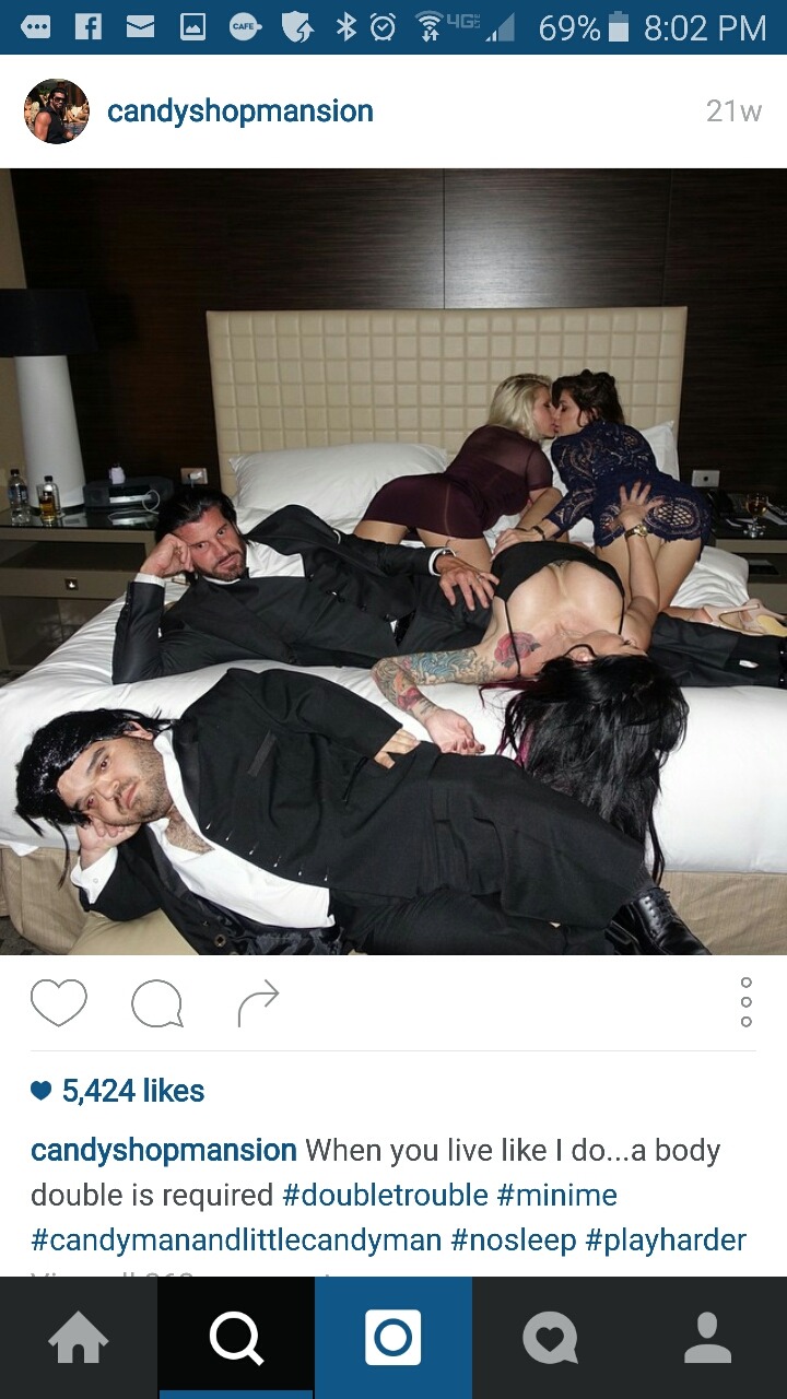 본문 추가. 매일 대저택에서 수십명의 여자들과 파티하는 호주갑부 (15) | 인스티즈