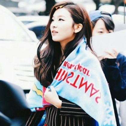 레드벨벳의 무대 위에서만 카리스마 곰슬기 | 인스티즈