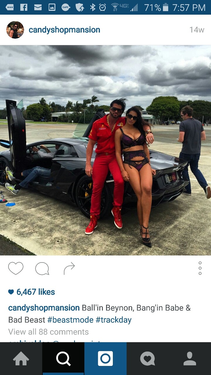 본문 추가. 매일 대저택에서 수십명의 여자들과 파티하는 호주갑부 (15) | 인스티즈