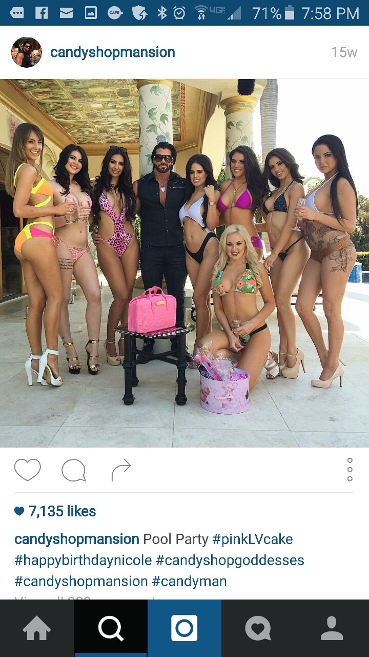 본문 추가. 매일 대저택에서 수십명의 여자들과 파티하는 호주갑부 (15) | 인스티즈