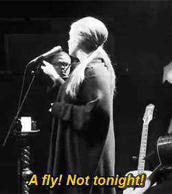 사람들은 항상 저를 매우 진지한 사람이라고 생각해요.jpg | 인스티즈