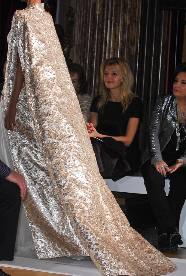 고대 여신같은 분위기의 드레스.jpg | 인스티즈