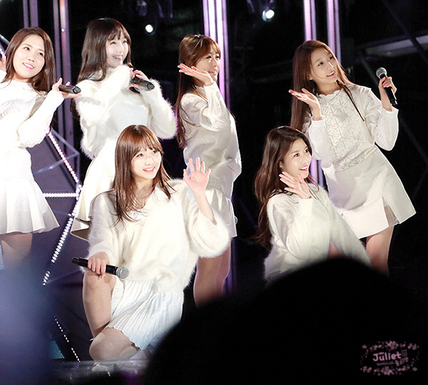 러블리즈 - white | 인스티즈