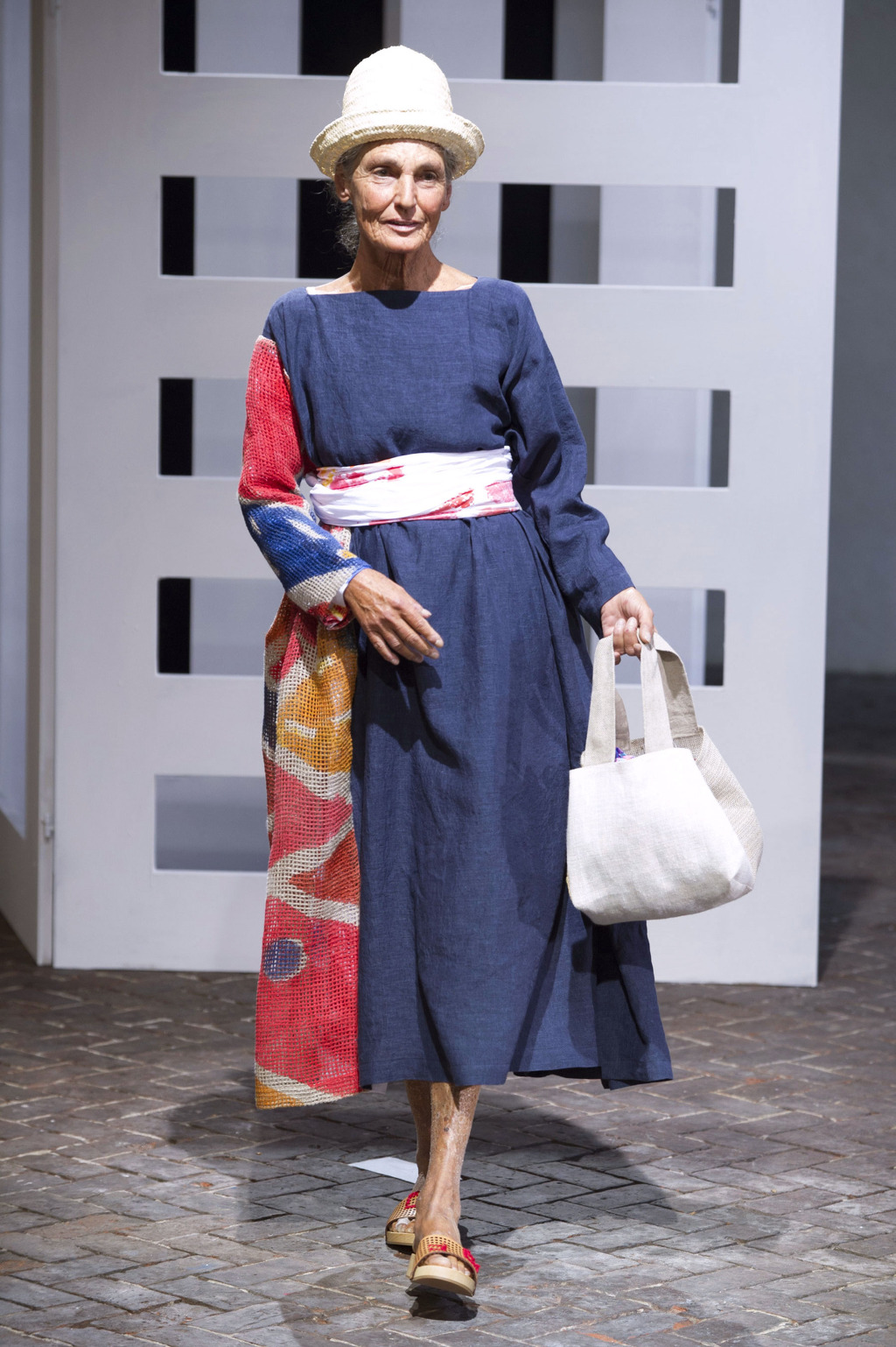 2016 S/S 다니엘라 그레지스 컬렉션 | 인스티즈