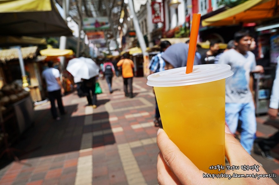 떡에 코코넛 가루가 듬뿍! 우리나라의 떡과는 다른 맛! 말레이시아 전통디저트 Putu | 인스티즈