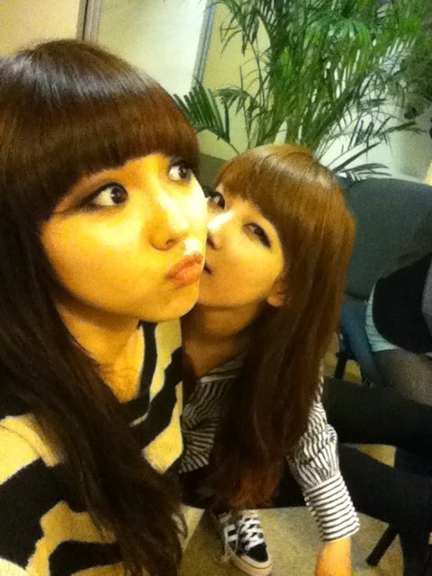 걸그룹 투샷셀카 | 인스티즈