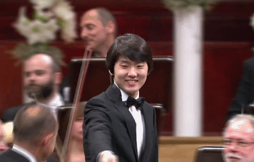 동글이에서 훈내나는 음대오빠가 되기까지 (feat.뜻밖의 두주니즈) | 인스티즈