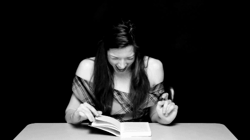 격한 성적 자극에도 자신의 몸의 평정을 유지하려는 여성들의 사투를 통한 현대사회의 초상 | 인스티즈