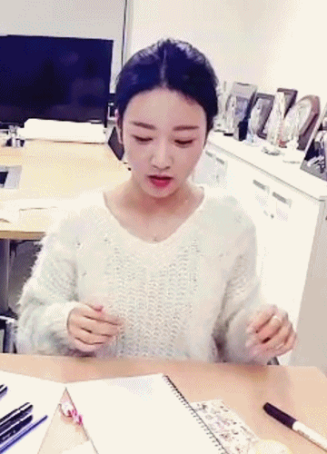 에이핑크) 보미: 아 맞어 곧 수능이라고 하는데..???: 망해써 | 인스티즈