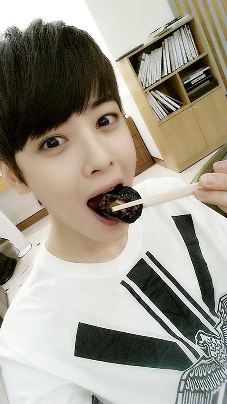 비쥬얼부터 수시합격인 신인아이돌 | 인스티즈