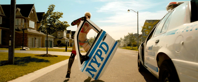 누가 더 강한지 우열을 가리기 힘든 두 여자 | 인스티즈