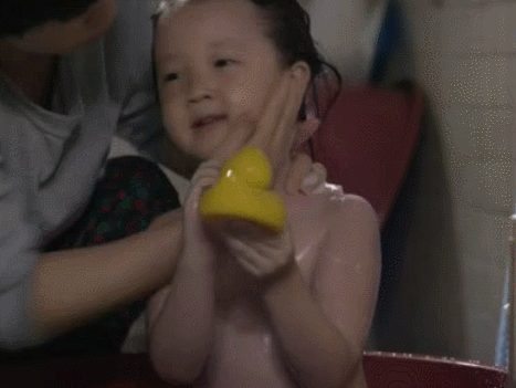 목욕 당하는 겸둥이 진주 | 인스티즈