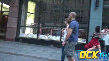 남자가 여자 때릴때 여자가 남자 때릴때 반응.swf | 인스티즈