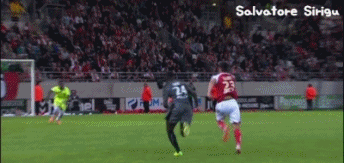 역대급 헤딩골.gif | 인스티즈