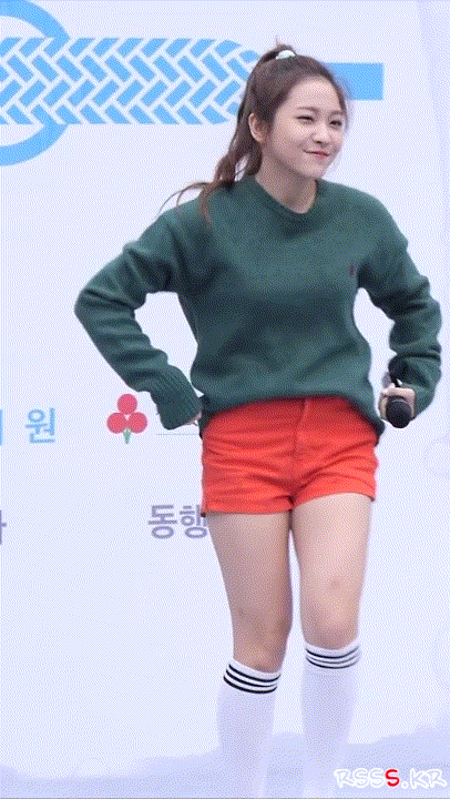 레드벨벳) 무대사고에 대처하는 배짱좋은 아이돌 | 인스티즈