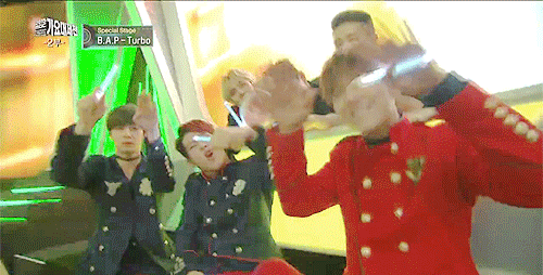 입원해서 못 온 멤버 챙겨주는 몬스타엑스(feat.신년인사) | 인스티즈