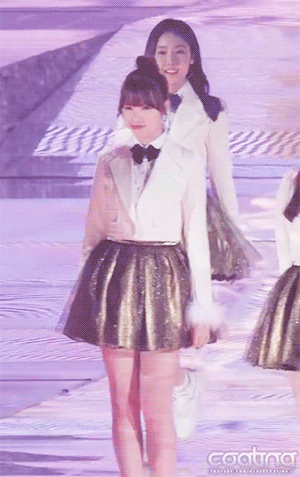 여자친구 인생무대(KBS 가요대축제).gif | 인스티즈