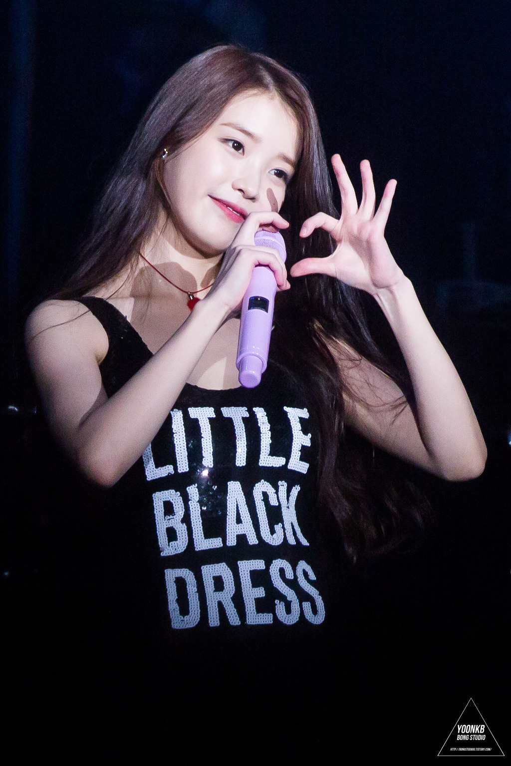 아이유 막콘 때 팬들의 깜짝 떼창 - 마음.swf | 인스티즈