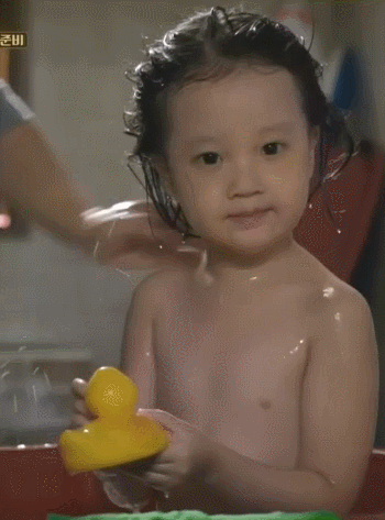  응답하라 1988 귀염둥이 진주 오디션 영상.gif | 인스티즈