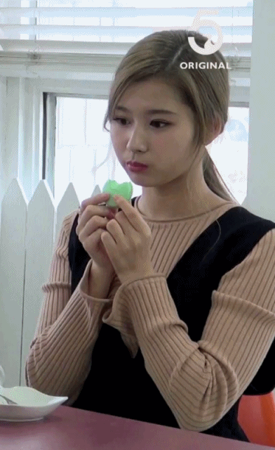 사나 직캠.swf | 인스티즈