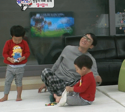 [슈퍼맨이돌아왔다] 서준 : 형~ 뭐가 무서워 가만히 있는데~ | 인스티즈