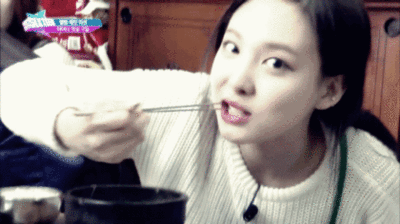 트와이스의 윙크(feat.궁예 나연) | 인스티즈