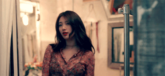 수지 gifs | 인스티즈