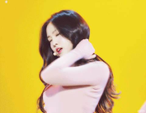 가장 여성스러운 몸매를 소유한 아이돌.jpgif | 인스티즈