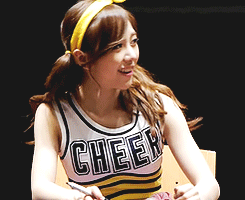 월요일을 맞이해서 갓민아 .gif | 인스티즈