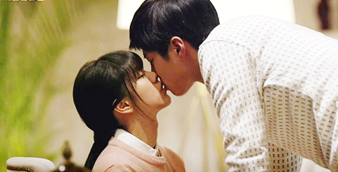 응팔 혜리 박보검 딥키스신ㄷㄷㄷㄷㄷ.swf | 인스티즈