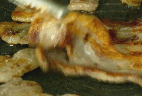 연기력때문에 오히려 부각이 잘 되지 않았던, 먹방.gif | 인스티즈