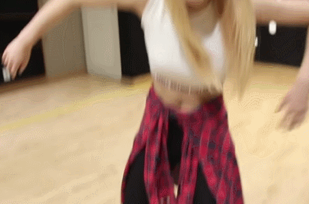 스킨십을 좋아하는 모모.swf | 인스티즈